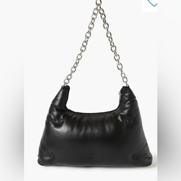 🖤NWT-FOREVER 21 Quilted Black Faux Leather Shoulder Bag W/ Silver chain strap🖤 - Picture 5 of 14